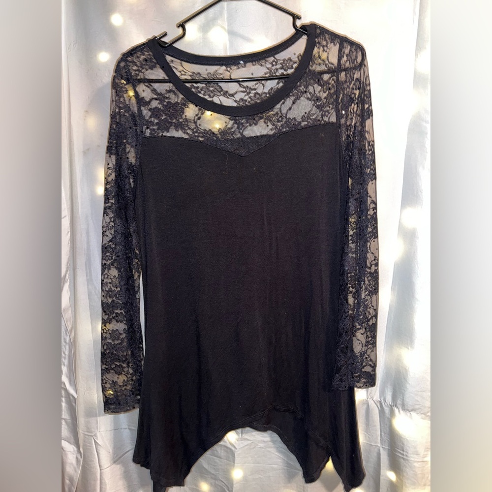 Elegant Black Lace Women's Top